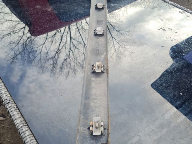 bontott MERCEDES-BENZ VITO Bal hátsó Sárvédő Díszléc