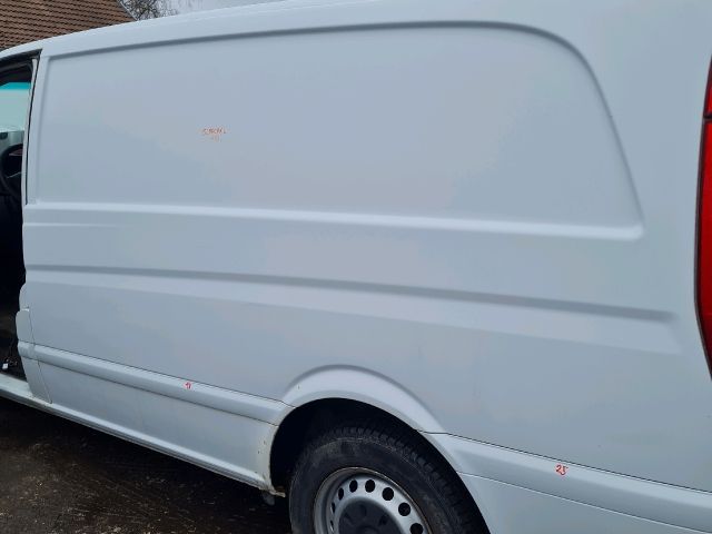 bontott MERCEDES-BENZ VITO Bal hátsó Sárvédő