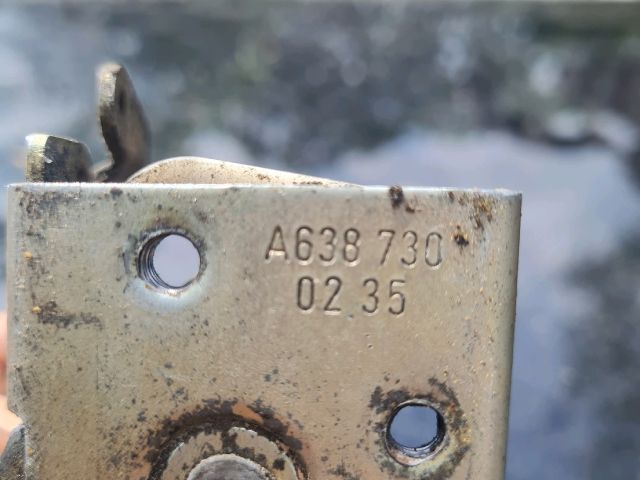 bontott MERCEDES-BENZ VITO Bal hátsó Tolóajtó Ajtónyitó Szerkezet