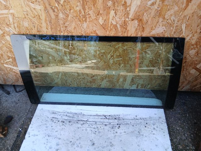 bontott MERCEDES-BENZ VITO Bal Tolóajtó Ablak