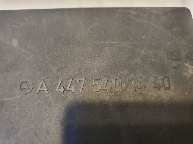 bontott MERCEDES-BENZ VITO Biztosítéktábla Csomagtér