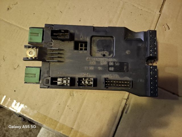 bontott MERCEDES-BENZ VITO Biztosítéktábla Utastér