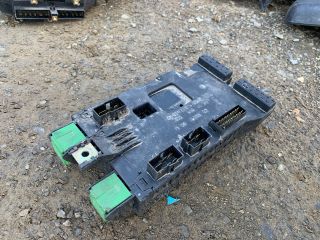 bontott MERCEDES-BENZ VITO Biztosítéktábla Utastér