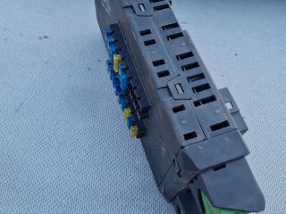 bontott MERCEDES-BENZ VITO Biztosítéktábla Utastér