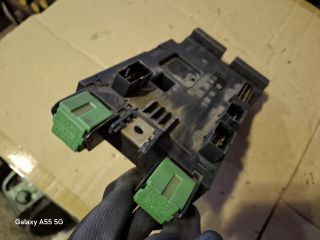 bontott MERCEDES-BENZ VITO Biztosítéktábla Utastér