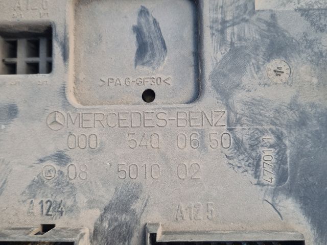 bontott MERCEDES-BENZ VITO Biztosítéktábla Utastér