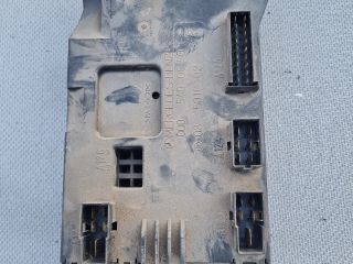 bontott MERCEDES-BENZ VITO Biztosítéktábla Utastér