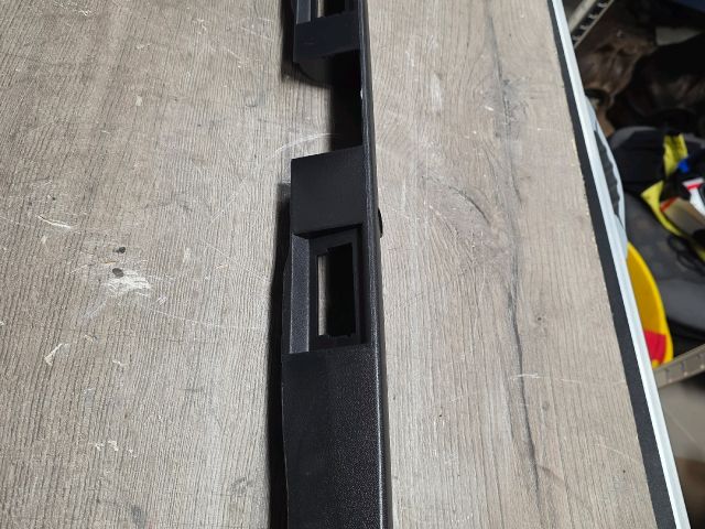 bontott MERCEDES-BENZ VITO Csomagtérajtó Díszléc