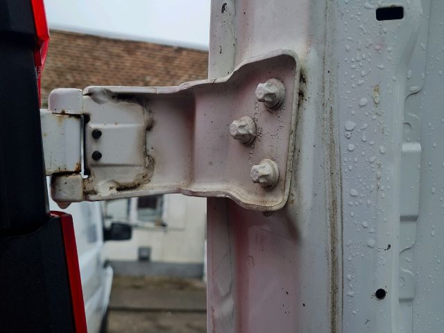 bontott MERCEDES-BENZ VITO Csomagtérajtó Jobb Zsanér