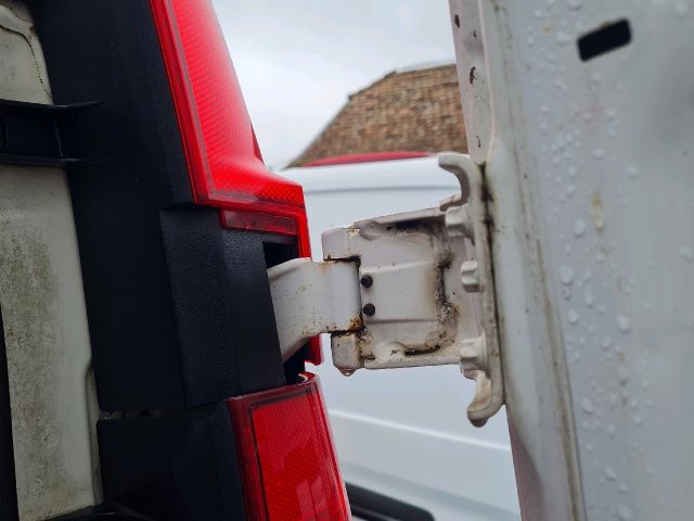 bontott MERCEDES-BENZ VITO Csomagtérajtó Jobb Zsanér