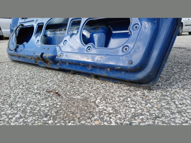 bontott MERCEDES-BENZ VITO Csomagtérajtó (Részeivel)