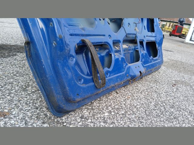 bontott MERCEDES-BENZ VITO Csomagtérajtó (Részeivel)