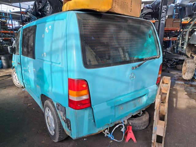 bontott MERCEDES-BENZ VITO Csomagtérajtó (Részeivel)