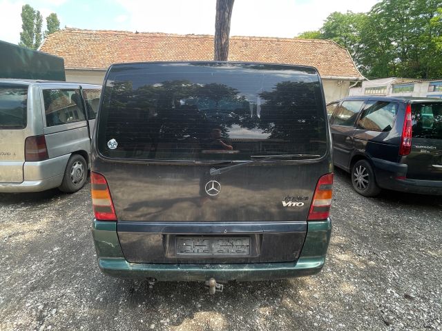 bontott MERCEDES-BENZ VITO Csomagtérajtó (Üres lemez)