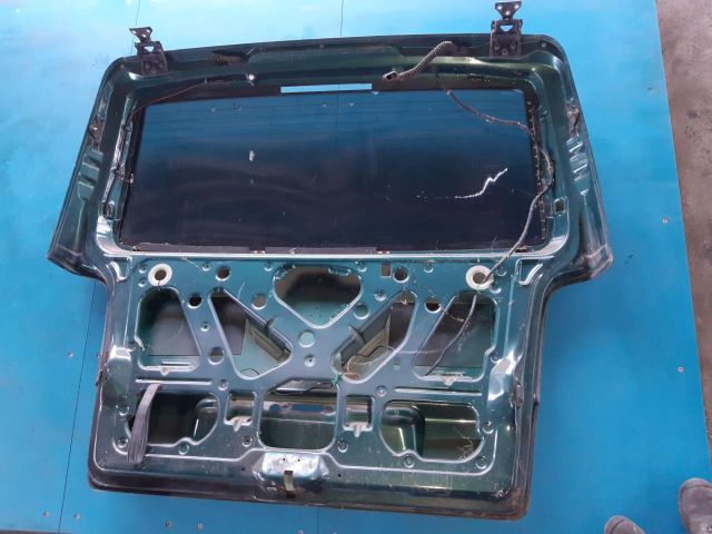 bontott MERCEDES-BENZ VITO Csomagtérajtó (Üres lemez)