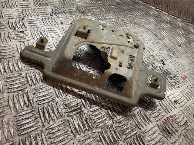 bontott MERCEDES-BENZ VITO Csomagtérajtó Zárszerkezet