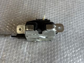 bontott MERCEDES-BENZ VITO Csomagtérajtó Zárszerkezet