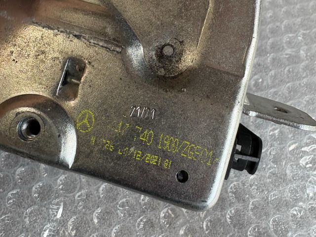 bontott MERCEDES-BENZ VITO Csomagtérajtó Zárszerkezet