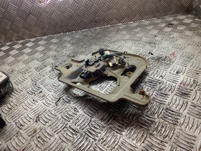 bontott MERCEDES-BENZ VITO Csomagtérajtó Zárszerkezet