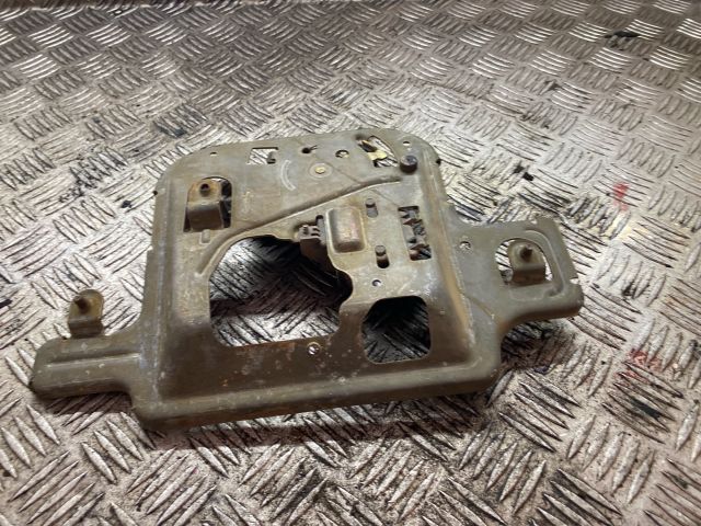 bontott MERCEDES-BENZ VITO Csomagtérajtó Zárszerkezet