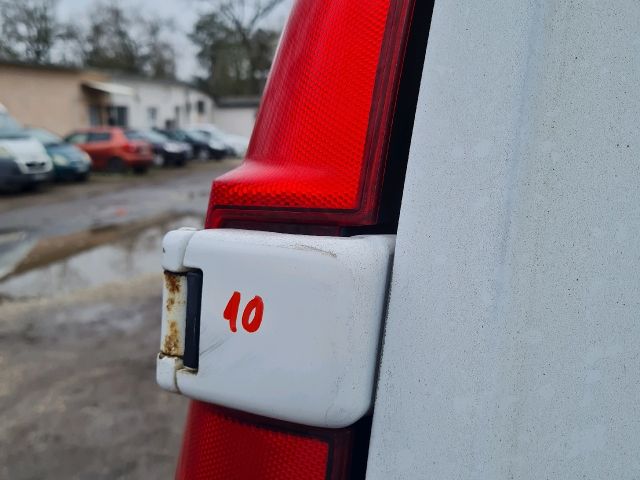 bontott MERCEDES-BENZ VITO Csomagtérajtó Zsanér