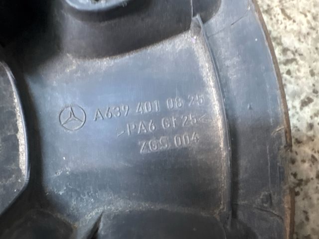 bontott MERCEDES-BENZ VITO Dísztárcsa (1 db)