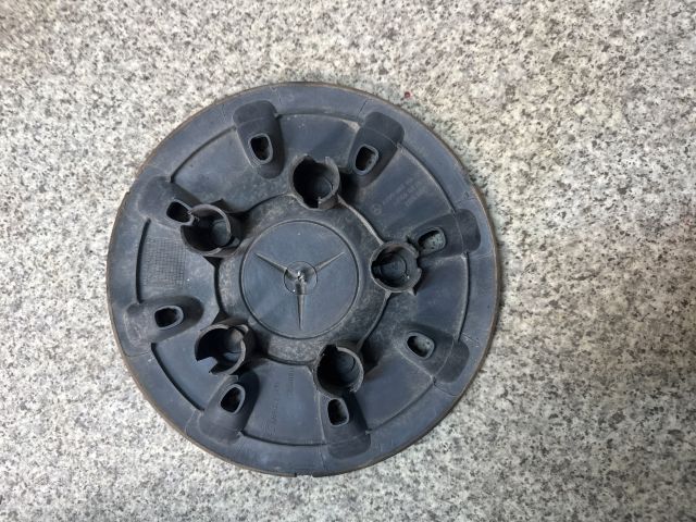 bontott MERCEDES-BENZ VITO Dísztárcsa (1 db)