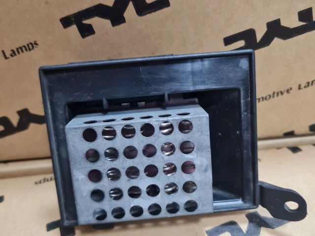 bontott MERCEDES-BENZ VITO Előtét Ellenállás Fűtőmotor