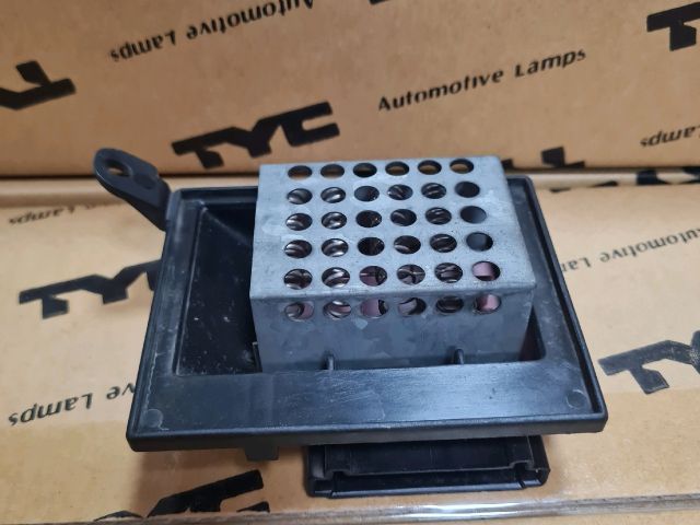 bontott MERCEDES-BENZ VITO Előtét Ellenállás Fűtőmotor