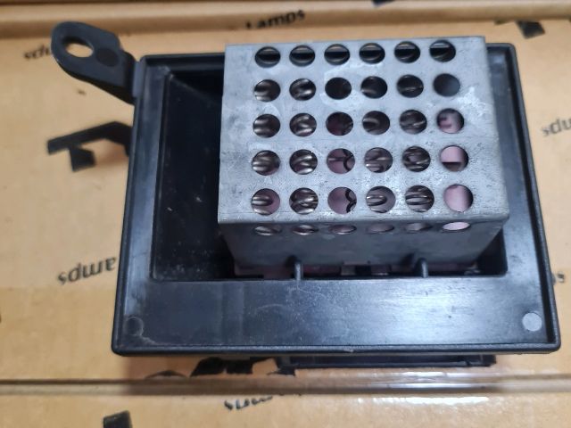 bontott MERCEDES-BENZ VITO Előtét Ellenállás Fűtőmotor