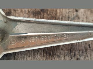 bontott MERCEDES-BENZ VITO Első Embléma