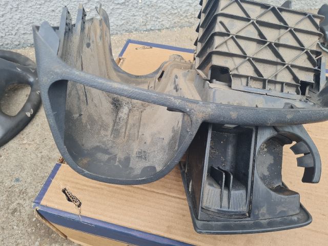 bontott MERCEDES-BENZ VITO Első Hamutartó