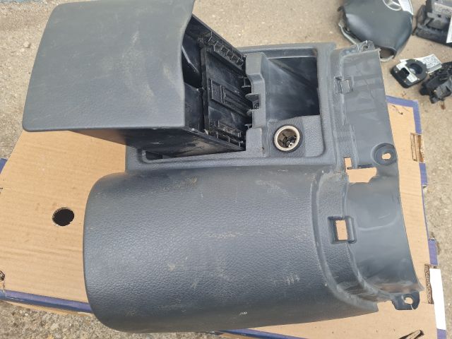 bontott MERCEDES-BENZ VITO Első Hamutartó