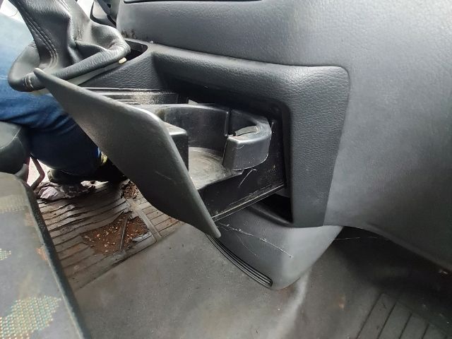 bontott MERCEDES-BENZ VITO Első Hamutartó