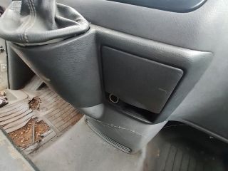 bontott MERCEDES-BENZ VITO Első Hamutartó