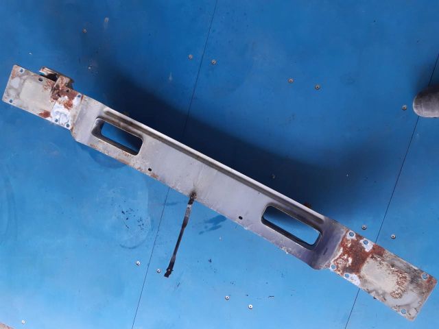 bontott MERCEDES-BENZ VITO Első Lökhárító Merevítő (Fém)