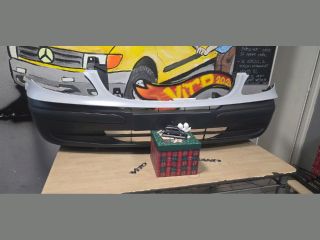 bontott MERCEDES-BENZ VITO Első Lökhárító (Részeivel)