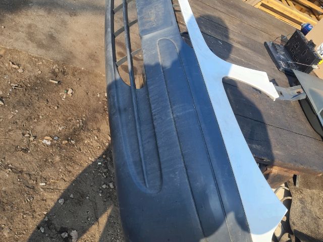 bontott MERCEDES-BENZ VITO Első Lökhárító (Részeivel)