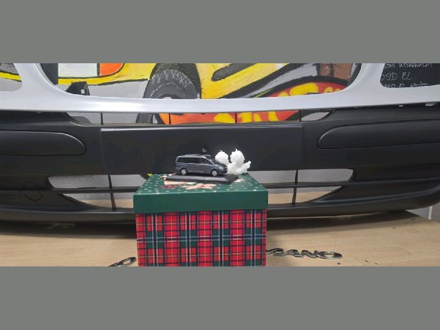 bontott MERCEDES-BENZ VITO Első Lökhárító (Részeivel)