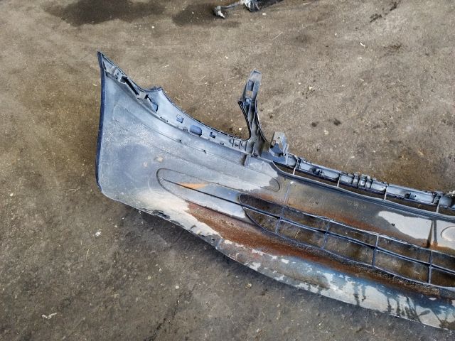 bontott MERCEDES-BENZ VITO Első Lökhárító (Részeivel)