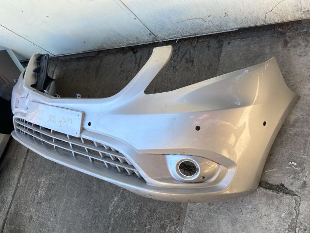 bontott MERCEDES-BENZ VITO Első Lökhárító (Üresen)