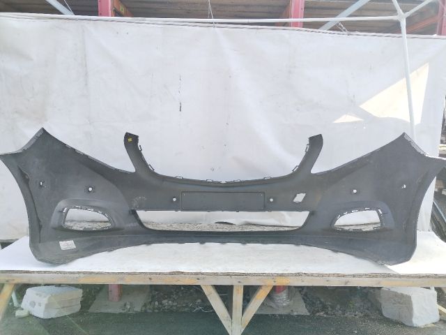 bontott MERCEDES-BENZ VITO Első Lökhárító (Üresen)