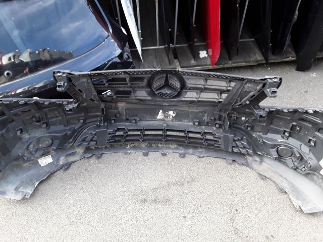 bontott MERCEDES-BENZ VITO Első Lökhárító (Üresen)