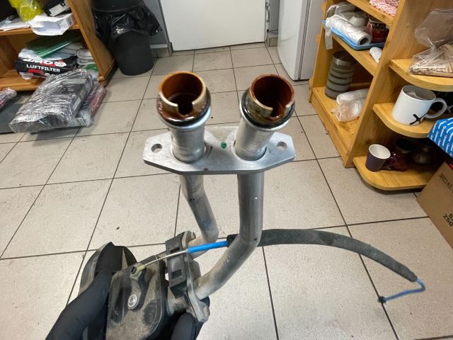 bontott MERCEDES-BENZ VITO Fűtéscsap