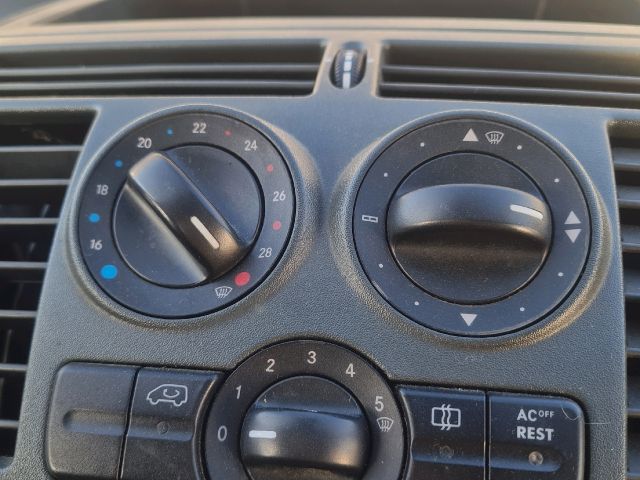 bontott MERCEDES-BENZ VITO Fűtéskapcsoló (manuális klímás)