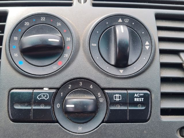 bontott MERCEDES-BENZ VITO Fűtéskapcsoló (manuális klímás)