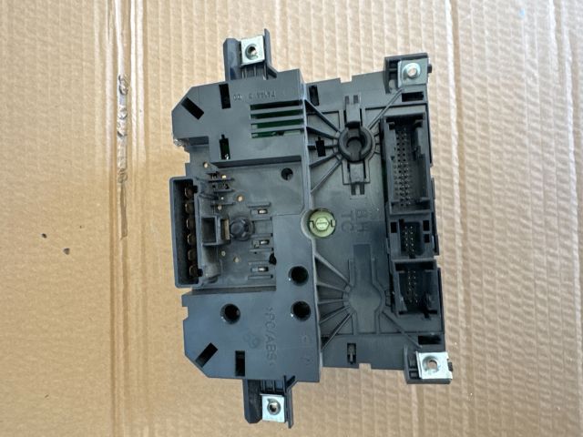 bontott MERCEDES-BENZ VITO Fűtéskapcsoló (manuális klímás)