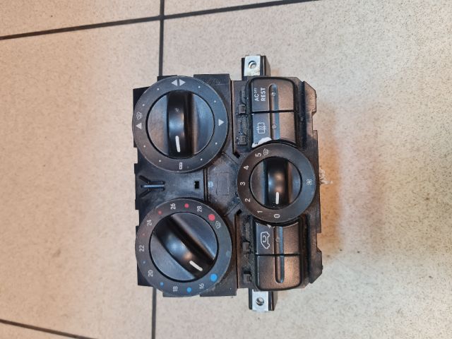 bontott MERCEDES-BENZ VITO Fűtéskapcsoló (manuális klímás)