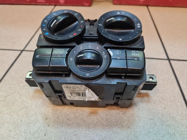 bontott MERCEDES-BENZ VITO Fűtéskapcsoló (manuális klímás)