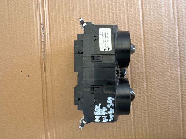 bontott MERCEDES-BENZ VITO Fűtéskapcsoló (manuális klímás)